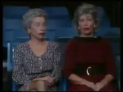 હું એક સુંદર સાંકડી આંખોવાળી સ્ત્રીની ચુપચાપ મારા ટોટીને ફુલ સેકસી ઘસ્યો