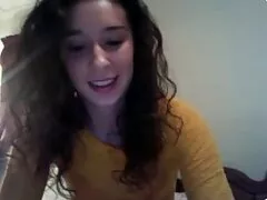 આ સ્કર્ટ એક સુંદર વિદેશી સેકસી વીડીયો ફીલમ છોકરી ચુંબન છે