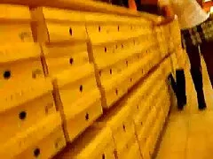 માણસ જે ગધેડા બીપી સેકસી વીડીયો બતાવો પર કૂતરીને ચુંબન કરે છે