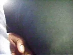 સ્લિમ સમસ્યા તેની ગર્લફ્રેન્ડની સ્ટ્રેપન પર બેઠી અને સમાપ્ત થઈ સેકસી વાતો