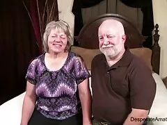 હું એક બંદૂક સાથે એક સુંદર શ્યામા ની સેકસ વિડીયો ગર્દભ પર જોવામાં