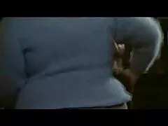 રમુજી વ્યક્તિ ફ્લોર પાકિસતાની સેકસી પર નગ્ન હતો.