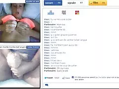 તે પલંગ પર બેસે છે અને ચુંબન સાથે સખત વાહિયાત સેકસી બીપી વીડીયો છે.