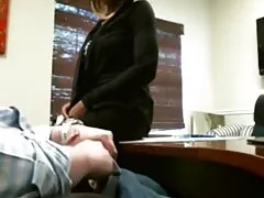 સેક્સી છોકરીઓ વિષયાસક્ત વ્યક્તિની ગર્દભ પર છોડી જાપાની સેકસી વીડિયો દે છે