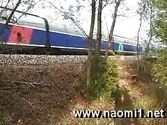 હું શિંગડા કન્યાઓ દ્વારા પ્રક્રિયા કરવામાં આવી રહી એક મોટી સેકસી બીપી વીડીયો બમ્પ સાથે ઊભો થયો