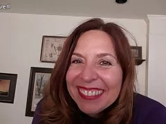 છોકરી તેના કુશળતા બતાવે છે અને બે કાળા નંગી સેકસી સાથે મજા છે